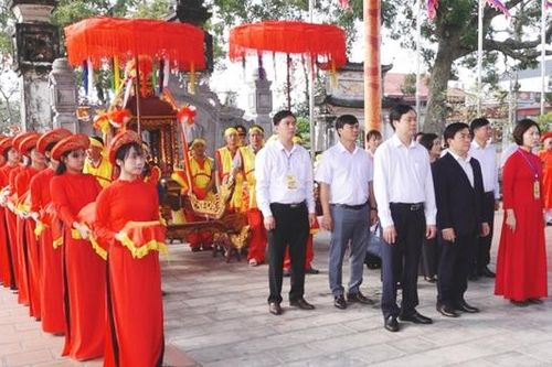 Lễ hội phát lương - Khai ấn Đức Thánh Trần 2026