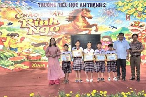 Đồng Tháp: Khen thưởng giáo viên và học sinh đạt thành tích trong Cuộc thi vẽ tranh quốc tế