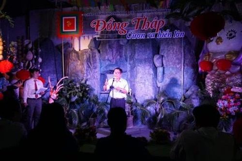 Đồng Tháp 'Vươn ra biển lớn' trong Ngày Thơ Việt Nam lần thứ XXIV