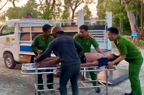 Gia Lai: Công an xã Ia Pa kịp thời cứu người đàn ông bị co giật giữa đường