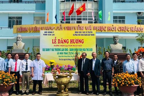 Dâng hương tưởng niệm 235 năm ngày mất Đại danh y Hải Thượng Lãn Ông Lê Hữu Trác
