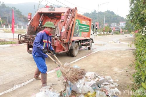 Vệ sinh môi trường mùa lễ hội