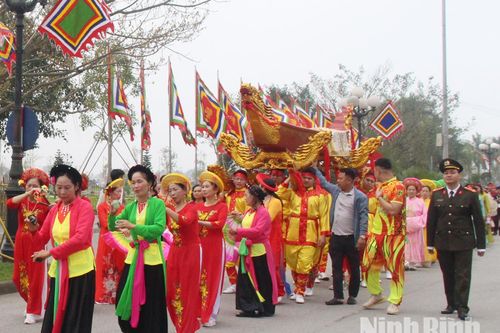 Siết chặt các biện pháp bảo đảm an ninh, an toàn Lễ hội Khai ấn Đền Trần