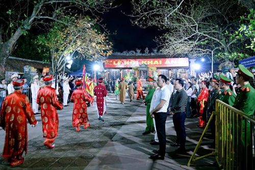 Lễ khai Ấn Đền Trần, tỉnh Ninh Bình diễn ra trang nghiêm, an toàn