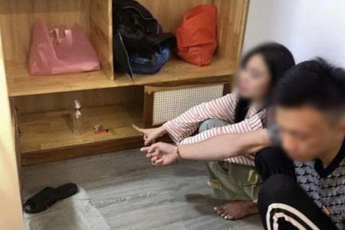 Bắt 4 đối tượng mua bán, sử dụng trái phép chất ma túy tại khách sạn