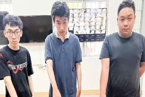 Đồng Nai: Bắt nhóm thanh niên giả danh cảnh sát hình sự 'làm luật' người đi đường