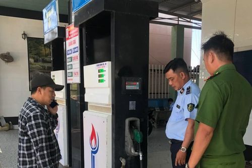 Không kịp thời phát hiện vi phạm về xăng dầu, cán bộ quản lý thị trường sẽ bị xử lý trách nhiệm