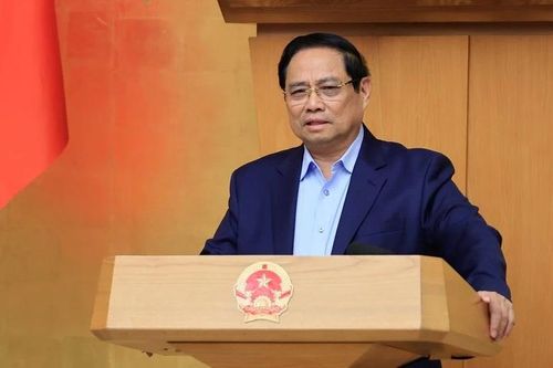 Thủ tướng: Khẩn trương đánh giá tác động từ tình hình Trung Đông, kiên định mục tiêu tăng trưởng trên 10%