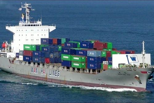 Cước vận tải biển tăng phi mã vì xung đột Trung Đông