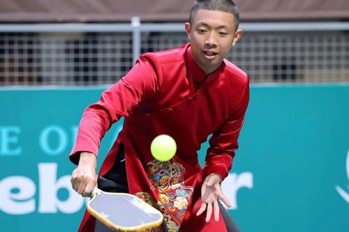 Quang Dương ký hợp đồng với 'đối thủ' của PPA Tour