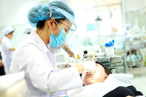 Siết quản lý nha khoa TP.HCM: Không để kỹ thuật xâm lấn 'vượt rào'