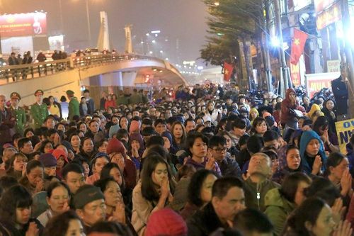 Dâng sao giải hạn và quan niệm '49 chưa qua, 53 đã tới'