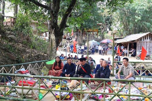 'Xên bản, xên mường'- phong tục độc đáo của người Thái ở Pắc Ngà