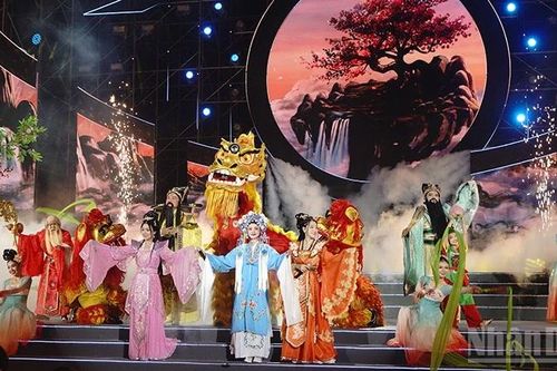 Thành phố Hồ Chí Minh khai mạc Đêm hội Nguyên tiêu