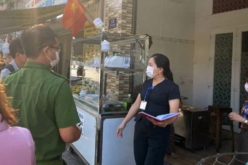 Tạm dừng mua, bán tiệm bánh mì nghi gây ngộ độc thực phẩm tại Vũng Tàu