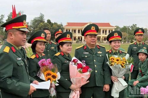 Sư đoàn 325 tiếp nhận chiến sĩ mới năm 2026