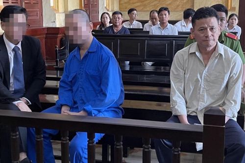 Sơ thẩm vụ án 'lạm dụng tín nhiệm chiếm đoạt 4 thửa đất' tại TP Hồ Chí Minh: Tranh luận tình tiết chưa định giá số tài sản bị chiếm đoạt