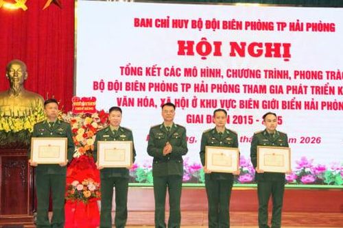 Bộ đội Biên phòng Hải Phòng chăm lo đời sống nhân dân