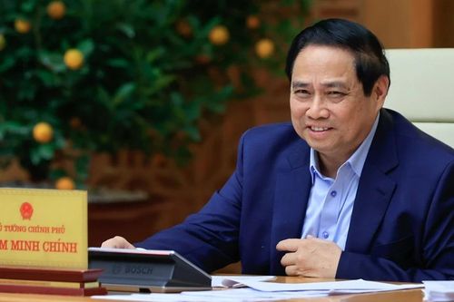Thủ tướng: Kiên định mục tiêu tăng trưởng kinh tế từ 10% trở lên