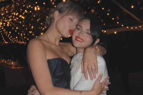 Selena Gomez xác nhận là 'nàng thơ' trong sáng tác của Taylor Swift