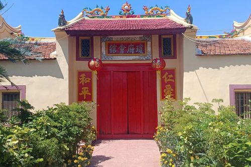 Khánh Hòa: Nhiều di tích 'cửa đóng then cài' giữa mùa du lịch