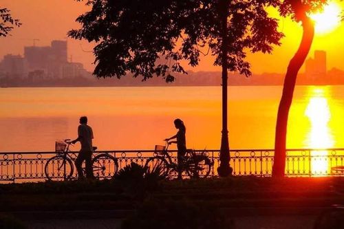 Top 5 địa điểm hẹn hò 8/3 lãng mạn tại Hà Nội