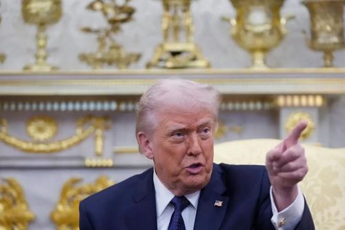 Tổng thống Trump dọa áp lệnh cấm vận thương mại toàn diện với Tây Ban Nha