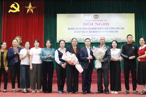 Ra mắt Chi hội Nông dân nghề nghiệp nuôi trồng thủy sản xã Hiệp Hòa