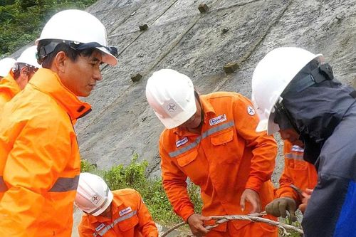 Đảm bảo cung ứng đủ điện phục vụ nhu cầu sản xuất kinh doanh và đời sống nhân dân