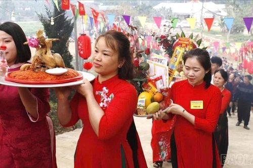 Lễ hội đền Ghềnh Linh (xã Quy Mông)