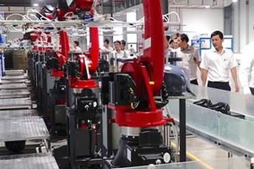 Hành động quyết liệt để đạt mục tiêu tăng trưởng hai con số