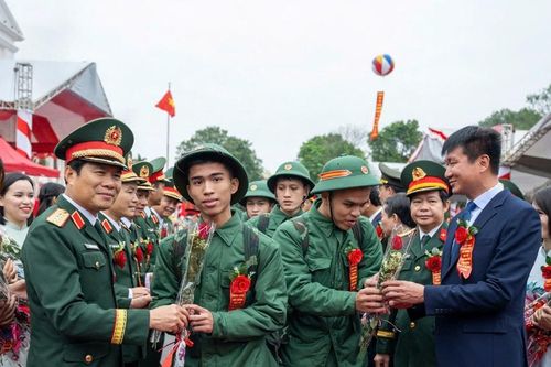 Ninh Bình: Hơn 6.000 thanh niên lên đường nhập ngũ