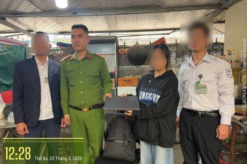 Nhanh chóng hỗ trợ người dân tìm lại tài sản bỏ quên trên xe taxi