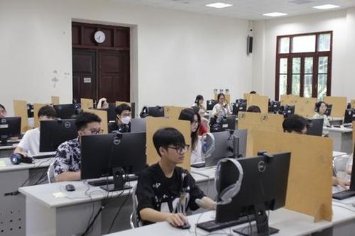Siết quy định thi đánh giá năng lực ngoại ngữ 6 bậc