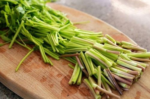 Loại rau quen thuộc người Việt thích mê dễ thành 'ổ ký sinh trùng': Mắt thường không thấy, số 2 bán đầy chợ nhiều nhà ăn sống thường xuyên