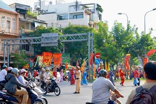 Công an TPHCM: Giữ vững ANTT, ATGT để người dân tham gia lễ hội Tết Nguyên tiêu được an toàn