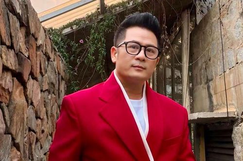 Bằng Kiều tạm dừng hoạt động sau đêm diễn gây xôn xao