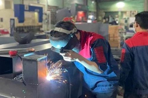 Tăng tốc sản xuất, quyết tâm vượt kế hoạch quý I