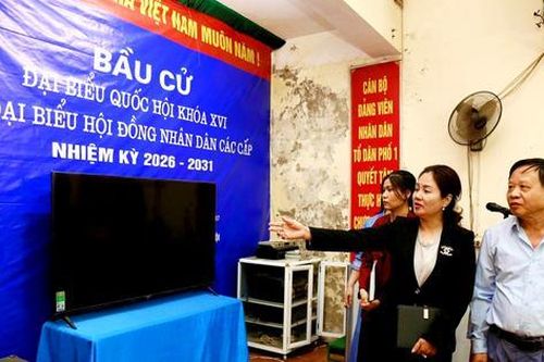 HĐND phường Hà Đông kiểm tra công tác chuẩn bị tại 6 tổ bầu cử