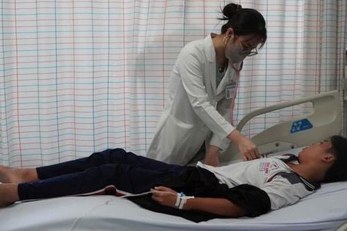 54 người nghi ngộ độc sau ăn bánh mì tại Vũng Tàu
