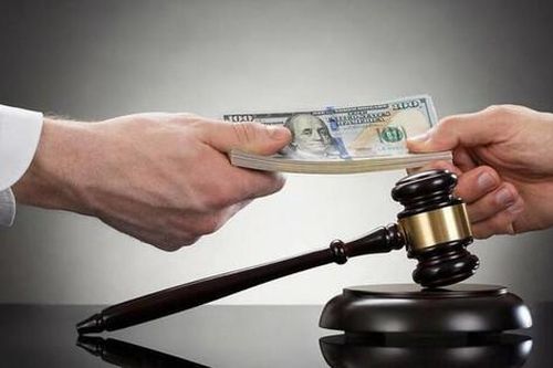 Lý do hoãn phiên tòa xét xử dàn cựu lãnh đạo phường 'bảo kê' công trình sai phạm?