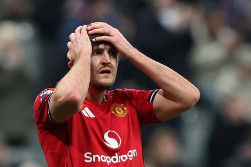 Những quyết định khiến MU trả giá trước Newcastle