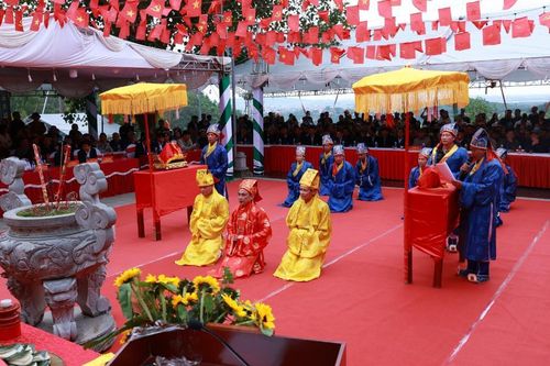 Khai hội đền Thần Nông, gìn giữ tín ngưỡng nông nghiệp truyền thống