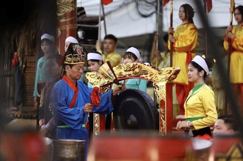 Phú Thọ: Nghệ nhân ưu tú Bùi Văn Lựng lặng lẽ giữ hồn Mo Mường