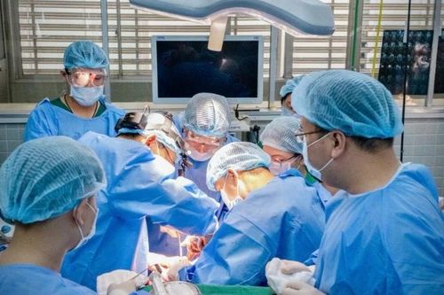 Phối hợp liên viện điều trị thành công ca bệnh ung thư hốc mũi hiếm gặp