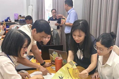 'Khát' sách chữ nổi cho trẻ khiếm thị
