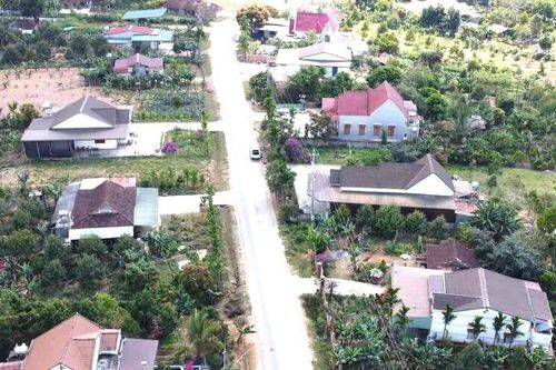 Bất ngờ xã vùng sâu Đắk Lắk: Nhà tiền tỷ san sát, có hộ thu 4 tỷ đồng/năm