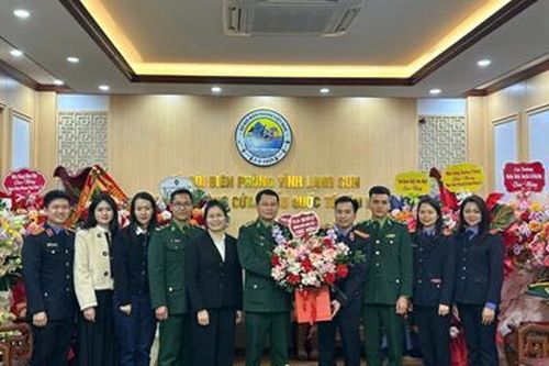 VKSND hai cấp tỉnh Lạng Sơn chúc mừng kỷ niệm 67 năm Ngày truyền thống Bộ đội Biên phòng