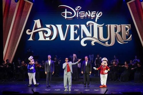 Ngôi sao Iron Man làm lễ đặt tên cho du thuyền chủ đề Disney đầu tiên ở châu Á