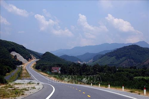 Hoàn thành chi trả bồi thường dự án cao tốc Vinh - Thanh Thủy trước ngày 30/4